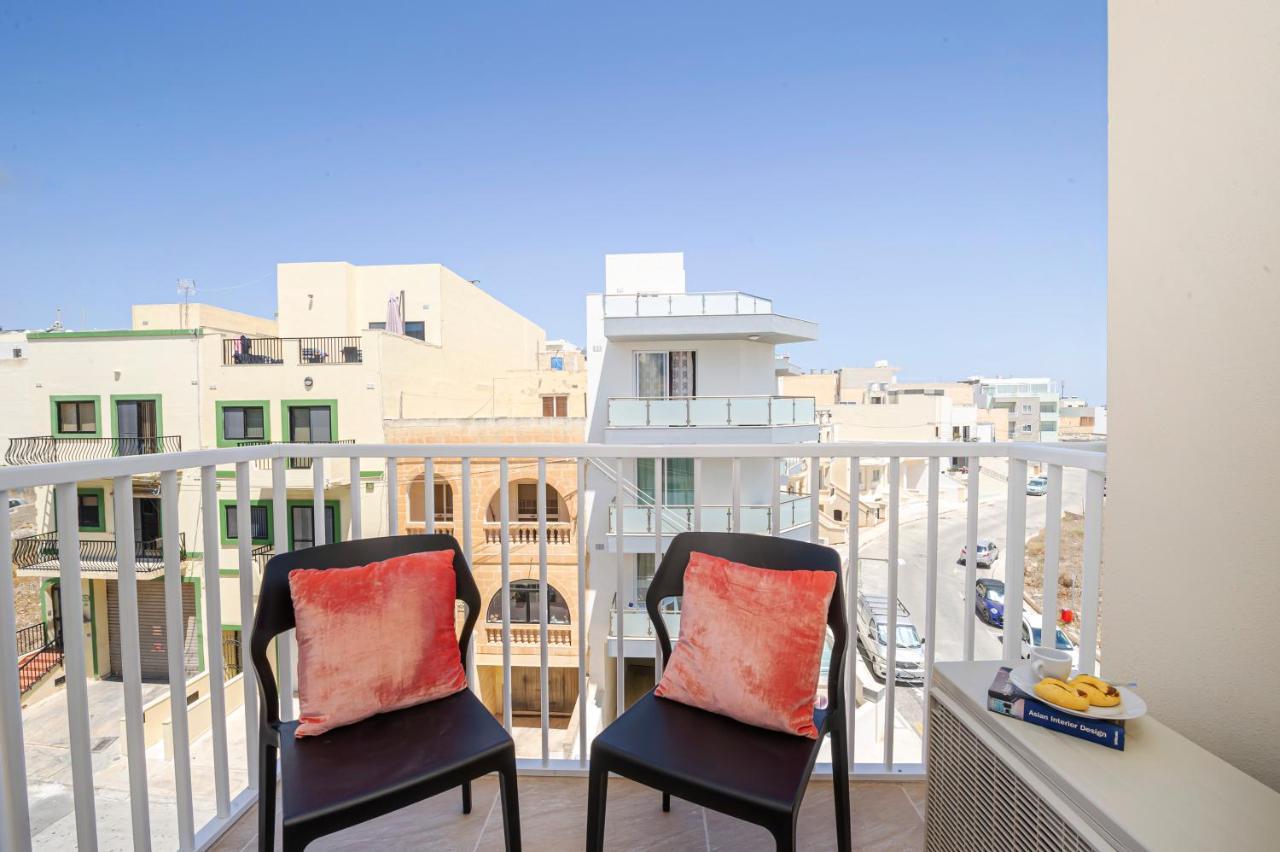 Summer Breeze Apartment With Panoramic Terrace - By Getawaysmalta Mellieħa Exteriér fotografie
